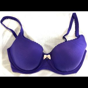 Victoria’s Secret Body By Victoria Lined Bra